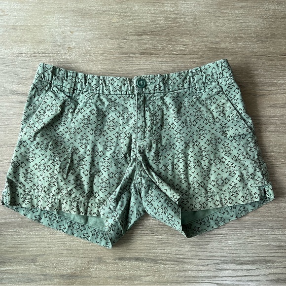 Patagonia woman’s patterned organic cotton shorts - Picture 2 of 8